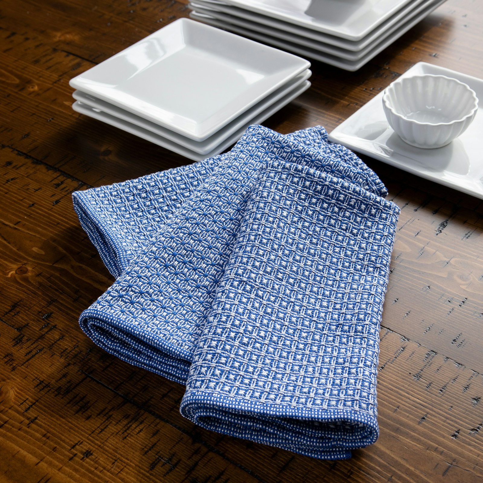 Handwoven May/June 2023 Call for Submissions: Color-and-Weave! Primary Image