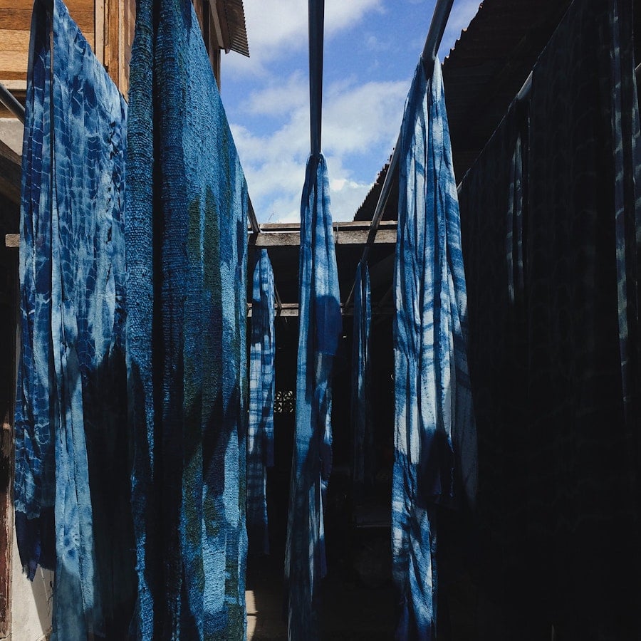 What Is Indigo and Why Is It in the Color Wheel? Image