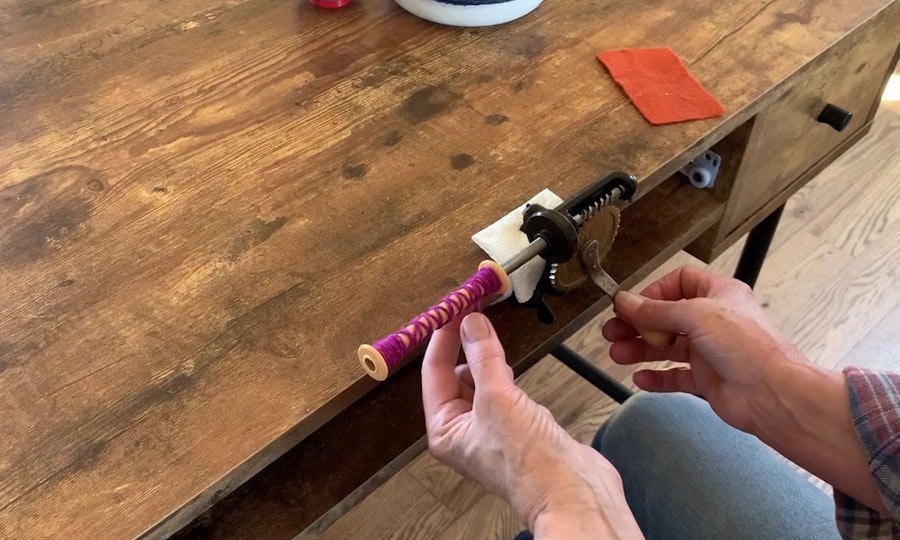 How to Wind a Bobbin for Smoother Weaving Image