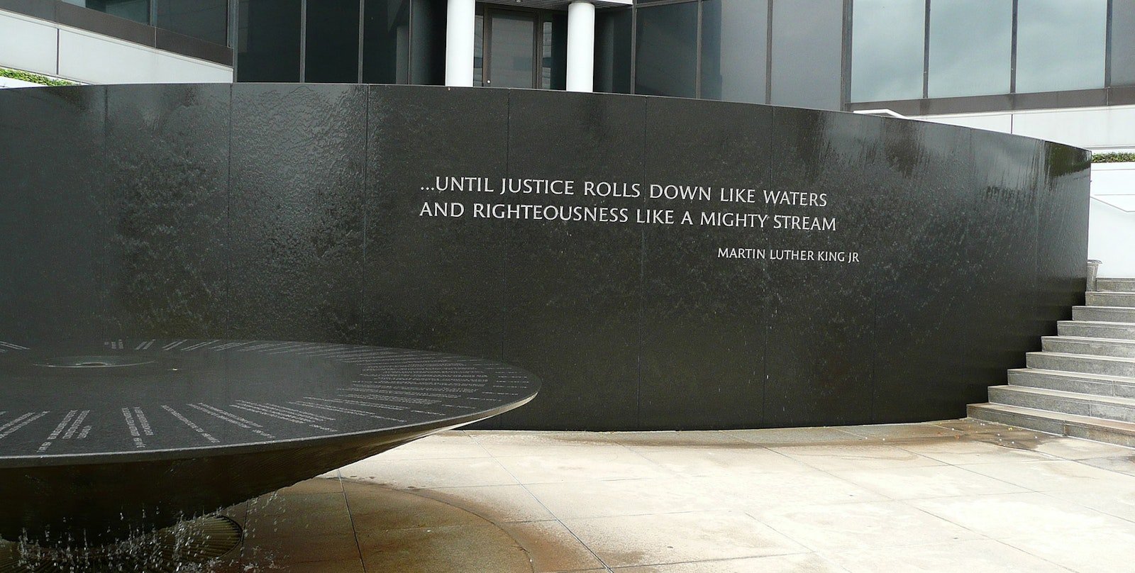 A Shawl that Honors the Birmingham Civil Rights Institute Primary Image