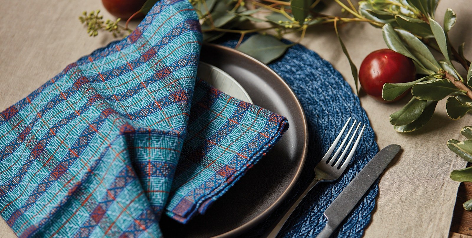 The Draft: Shadow Weave as a Block Weave Primary Image