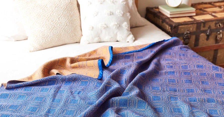 Alaska Flag Doubleweave Coverlet Image