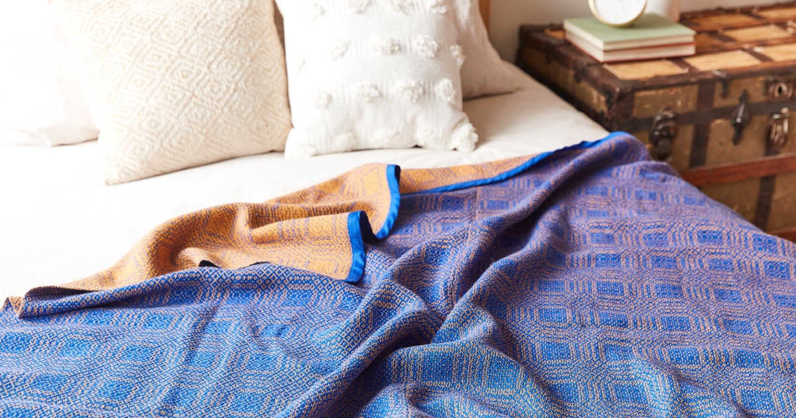 Alaska Flag Doubleweave Coverlet Primary Image