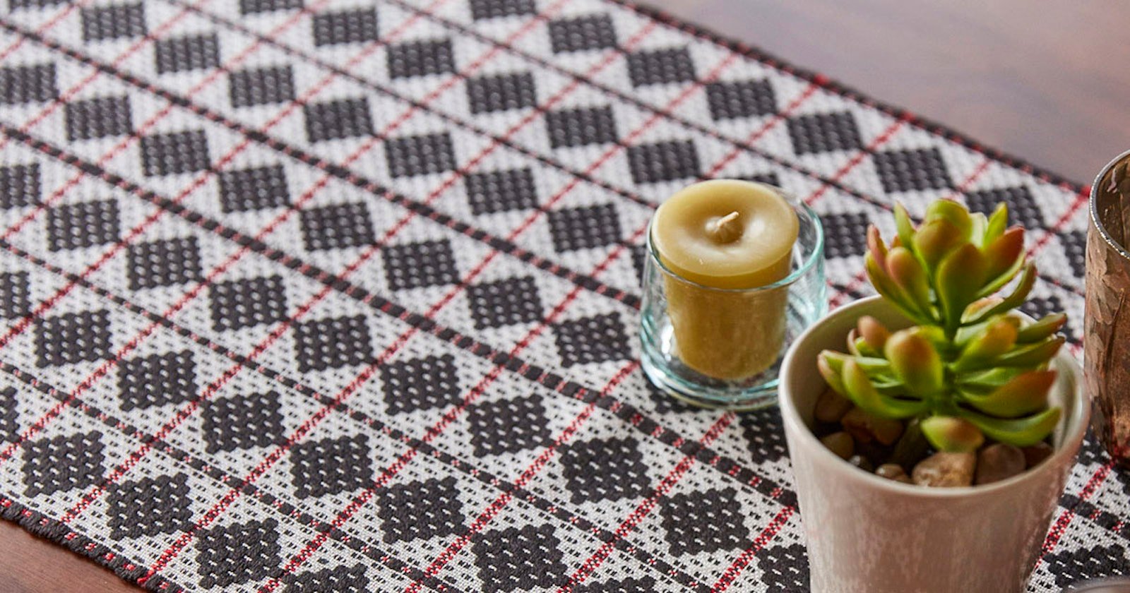 Celebrate North American Weaving – Handwoven March/April 2019 Primary Image