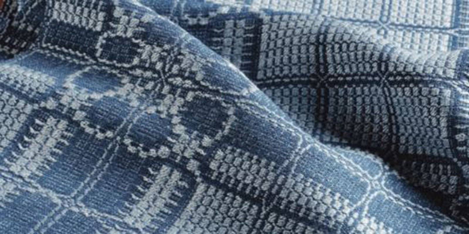 Linda Ligon and the Origin of Handwoven Primary Image