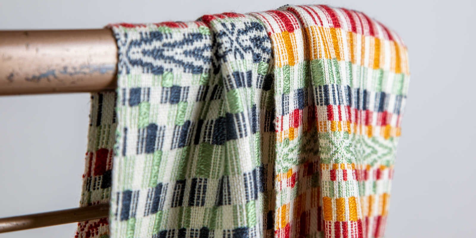 洋書 Weaving Overshot An Overshot Scarf Like No Other | Handwoven