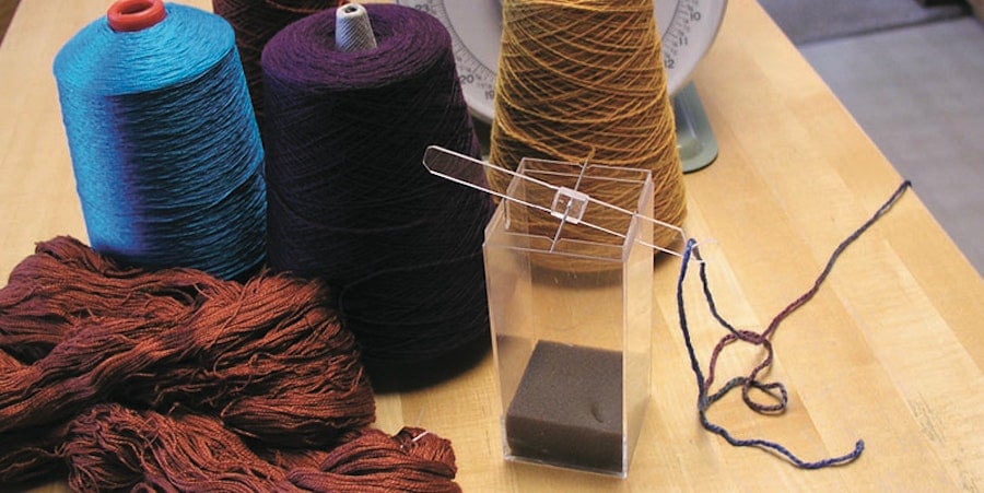 Hack your Studio: Kitchen Scales and Yarn Balances Image