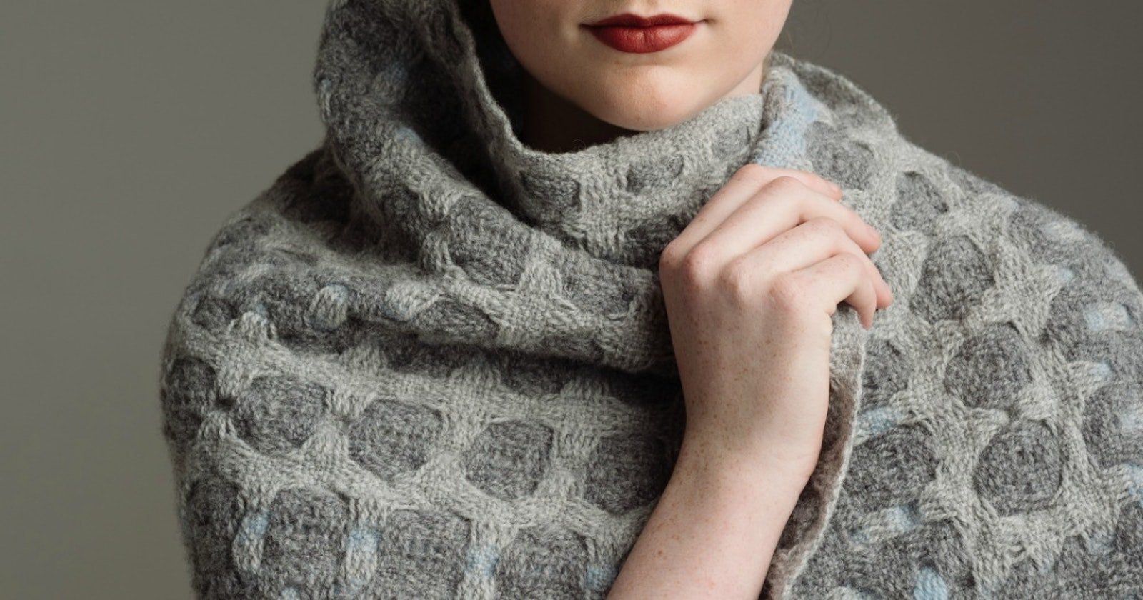 Blanket Scarf 8-Shaft Primary Image