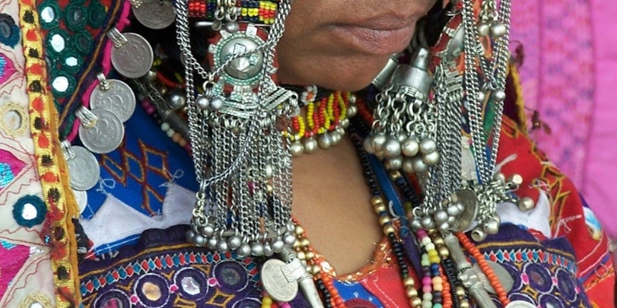 The Perfectly Imperfect Embroidery of Banjara Image