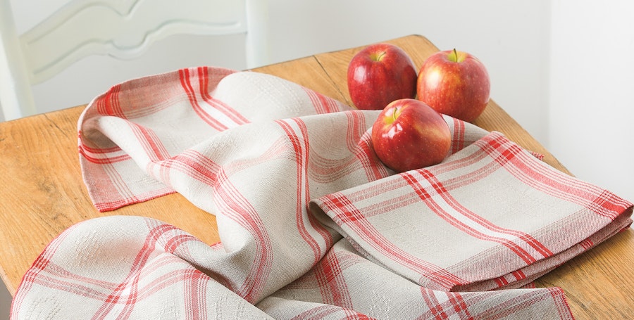 Happy Shuttle and Stars Linen Towel (free pdf download) Image