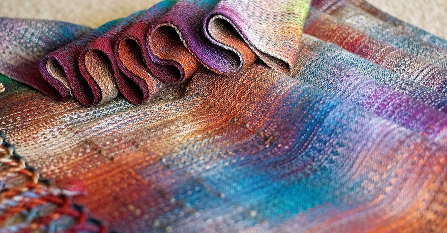 A Shawl to Dye For! Image