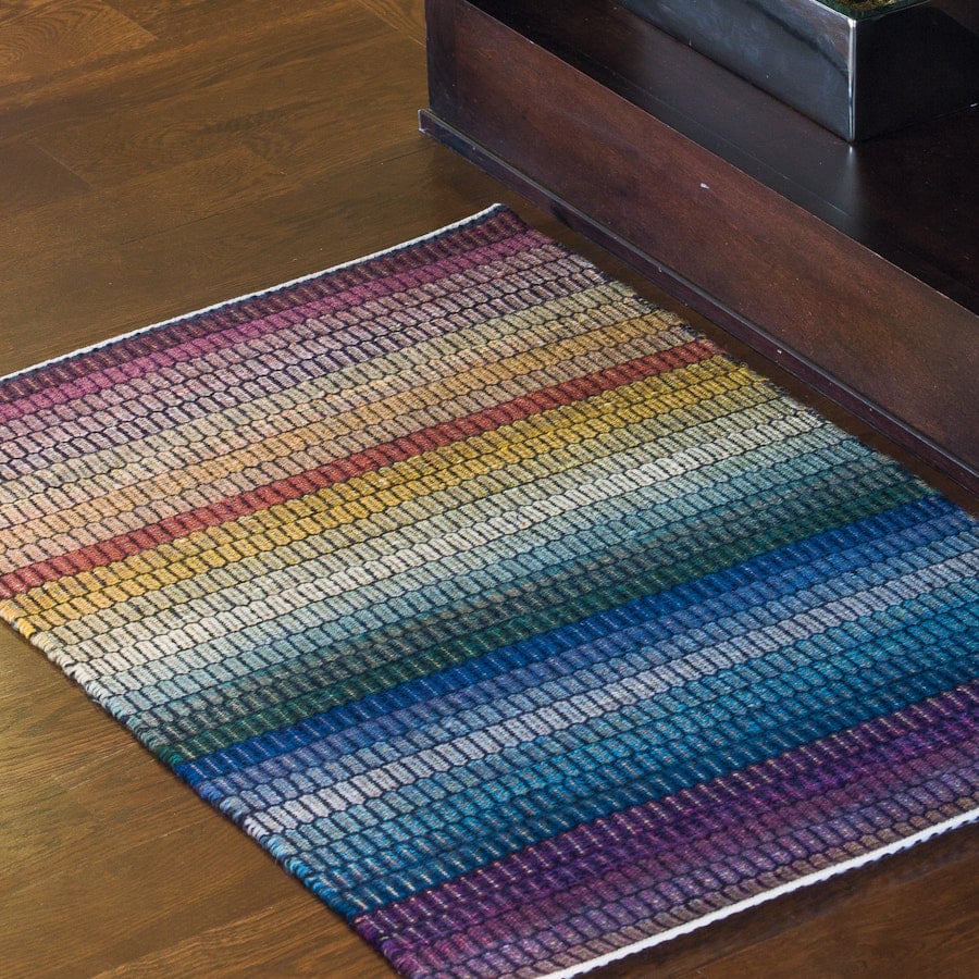 Hone Your Rug-Weaving Skills with this Beautiful Boundweave eBook Image