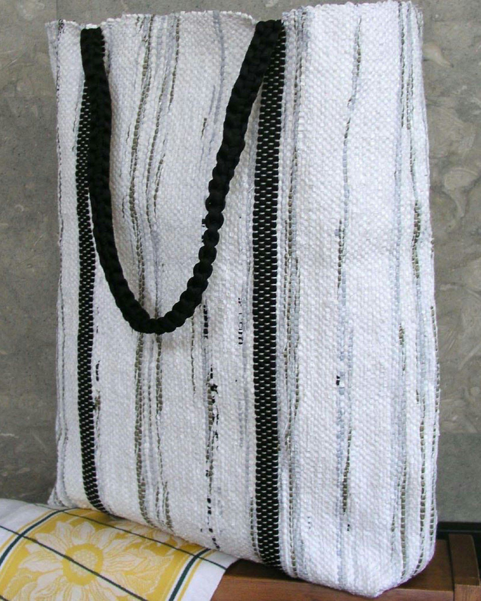 A Sturdy Tote to Weave, Use, and Re-Use! Primary Image