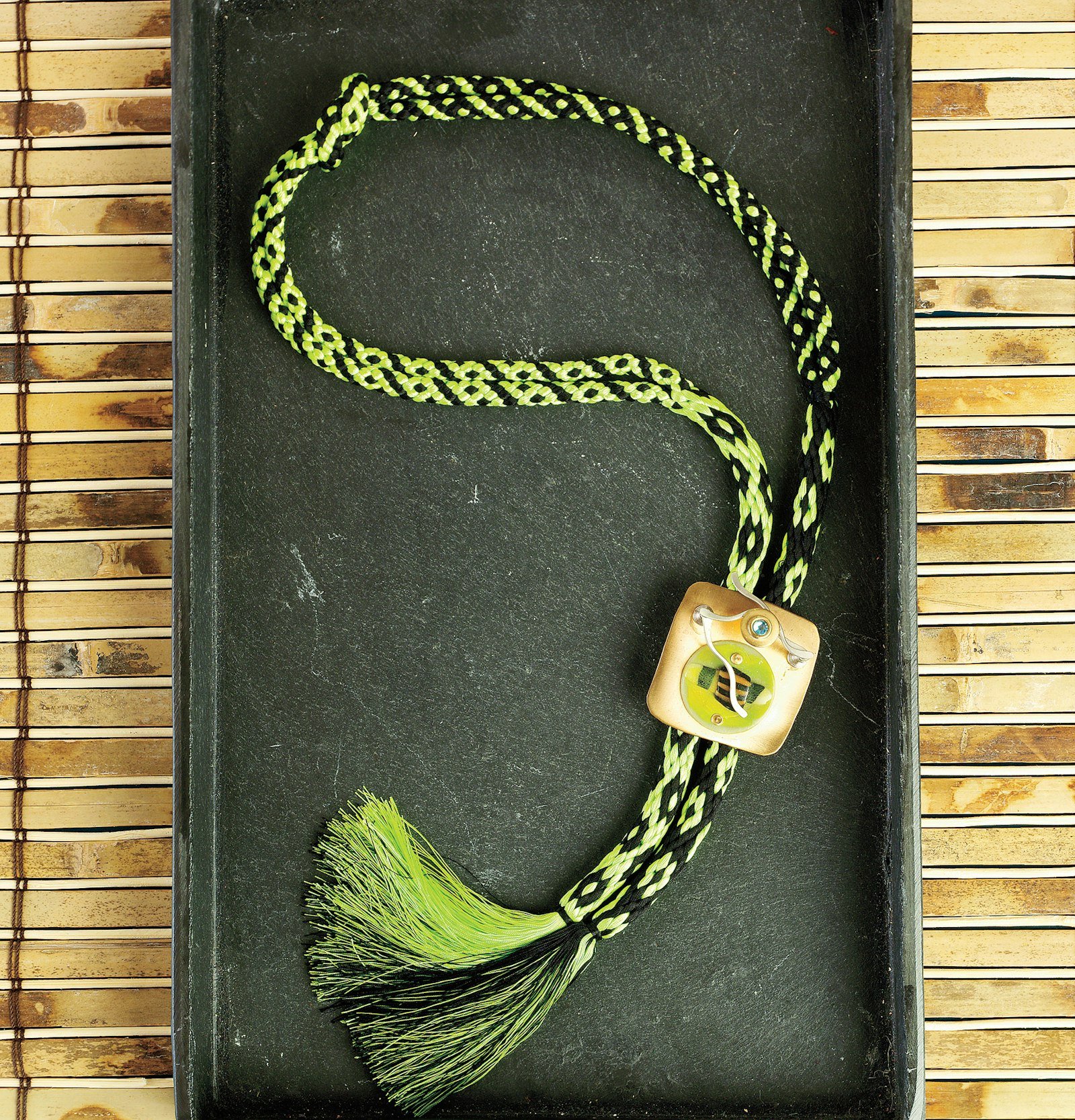 Masas Spring Green: A Kumihimo Neckpiece Primary Image