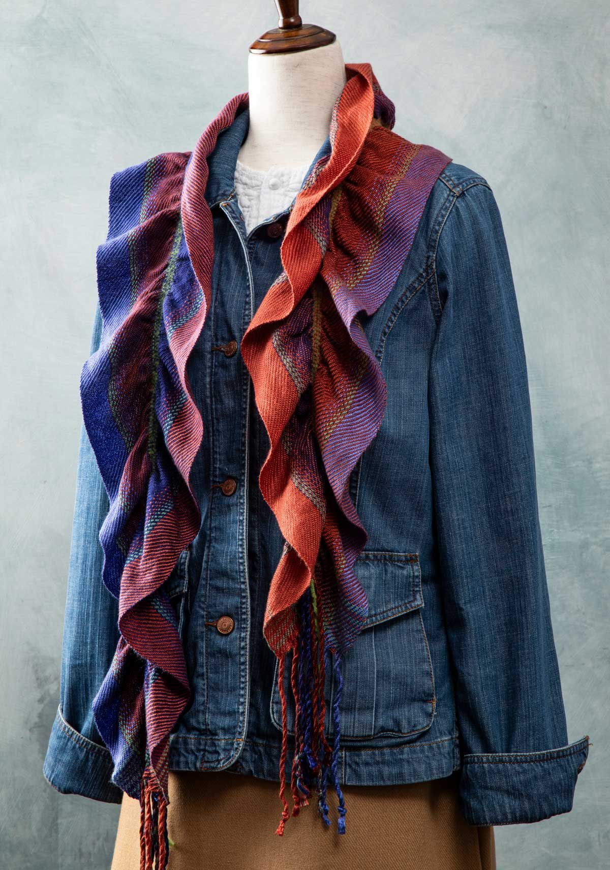 Magic Ruffles Scarf | Project PDF + WIF | Handwoven Library