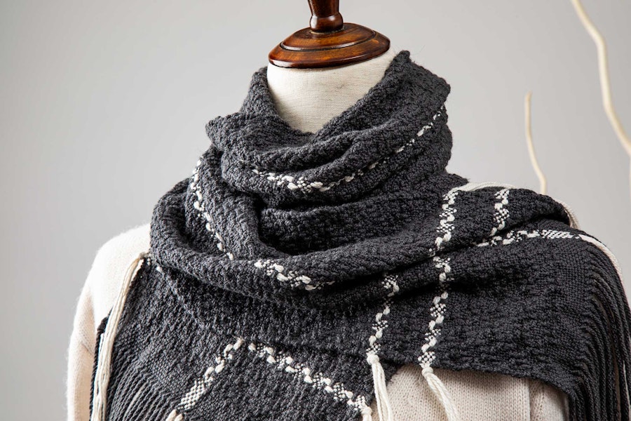 Weave Your Own Meteor Shower in a Twinkling Huck Scarf Image