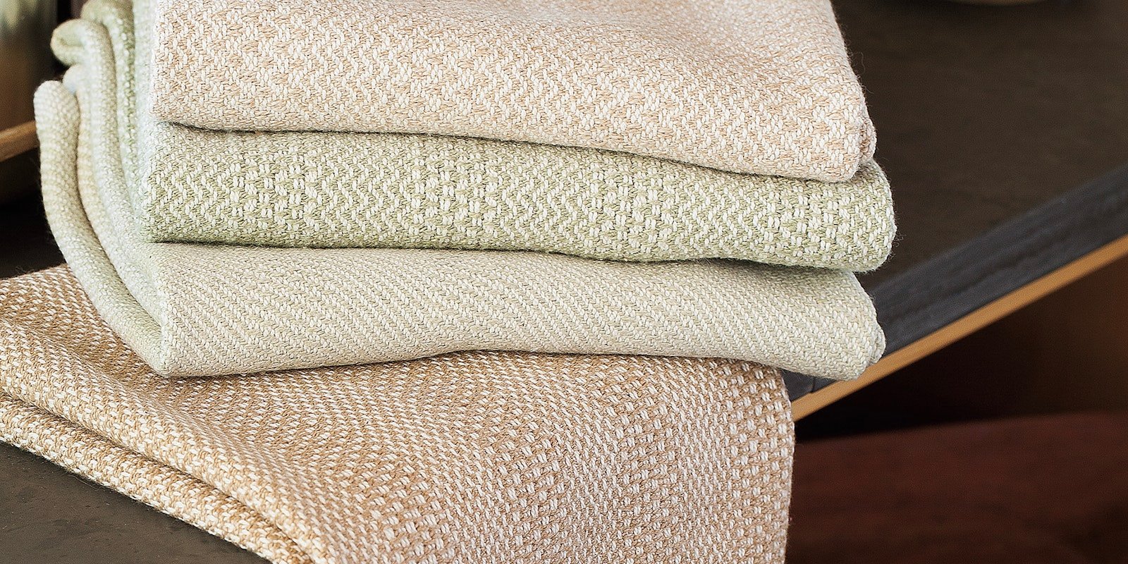 Why Are Some Cotton Towels More Absorbent than Others? Primary Image