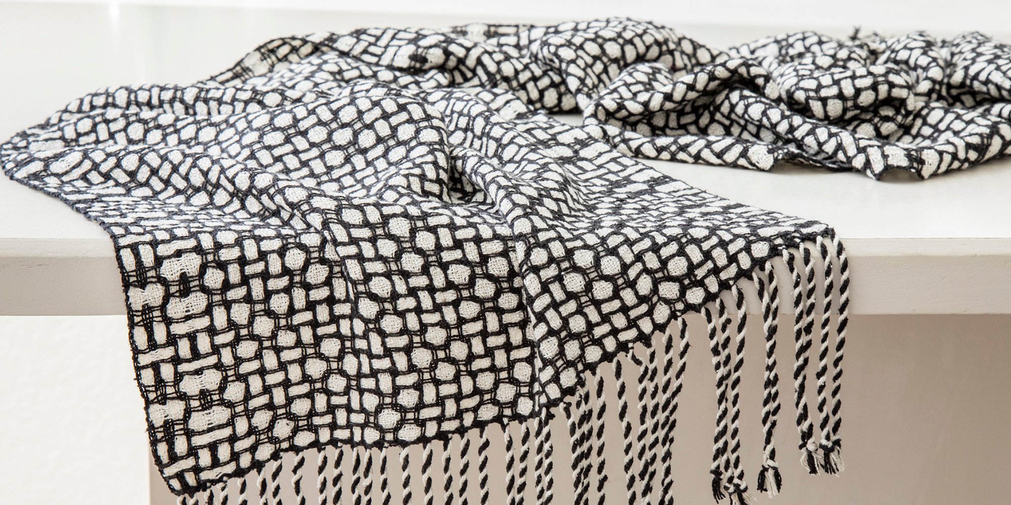 Just Off My Loom—a Scarf from a Favorite Designer Image