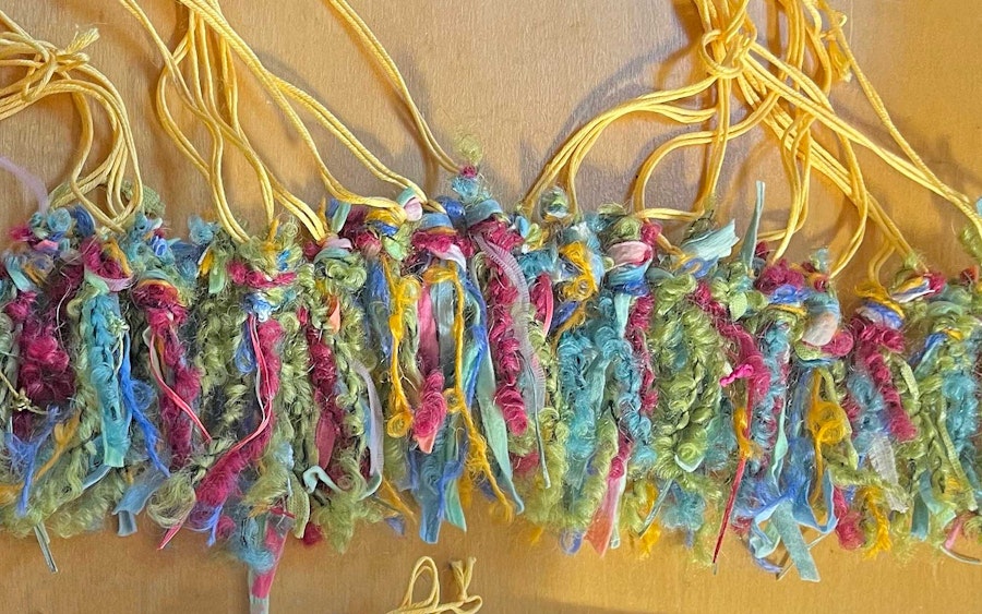 Making Trim for a Jacket from Loom Waste Image