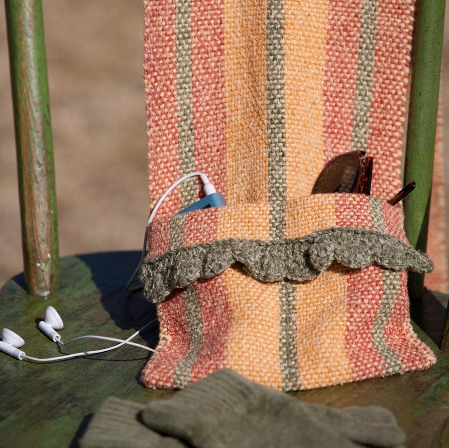 Free: More than 20 Knitted and Crocheted Trims for Handwovens Image